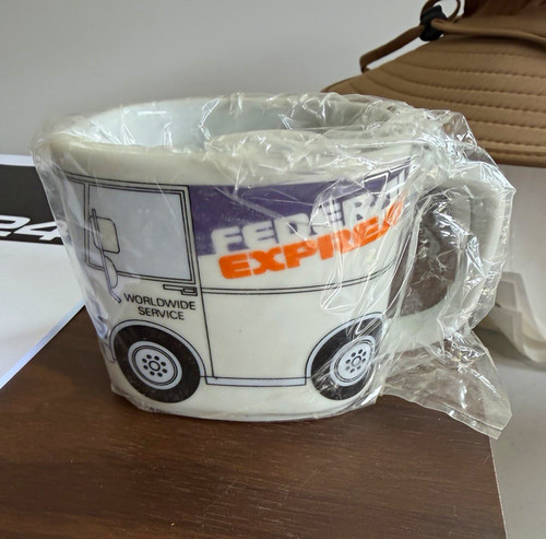 Federal express delivery - federal,